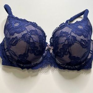 Victoria’s Secret | Body By Victoria | Lined Demi Bra | 34DD
